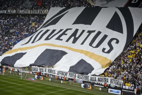 Foto Marco Alpozzi - LaPresse
05 05 2013 Torino
Sport
Campionato di calcio Serie A TIM 2012/2013 Juventus vs. Palermo
Nella foto: Coreografia ingresso squadre in campo
Foto Marco Alpozzi - LaPresse
05 05 2013 Turin
Sport
Football Italian Championship Season 2012/2013 Juventus vs. Palermo
In the picture